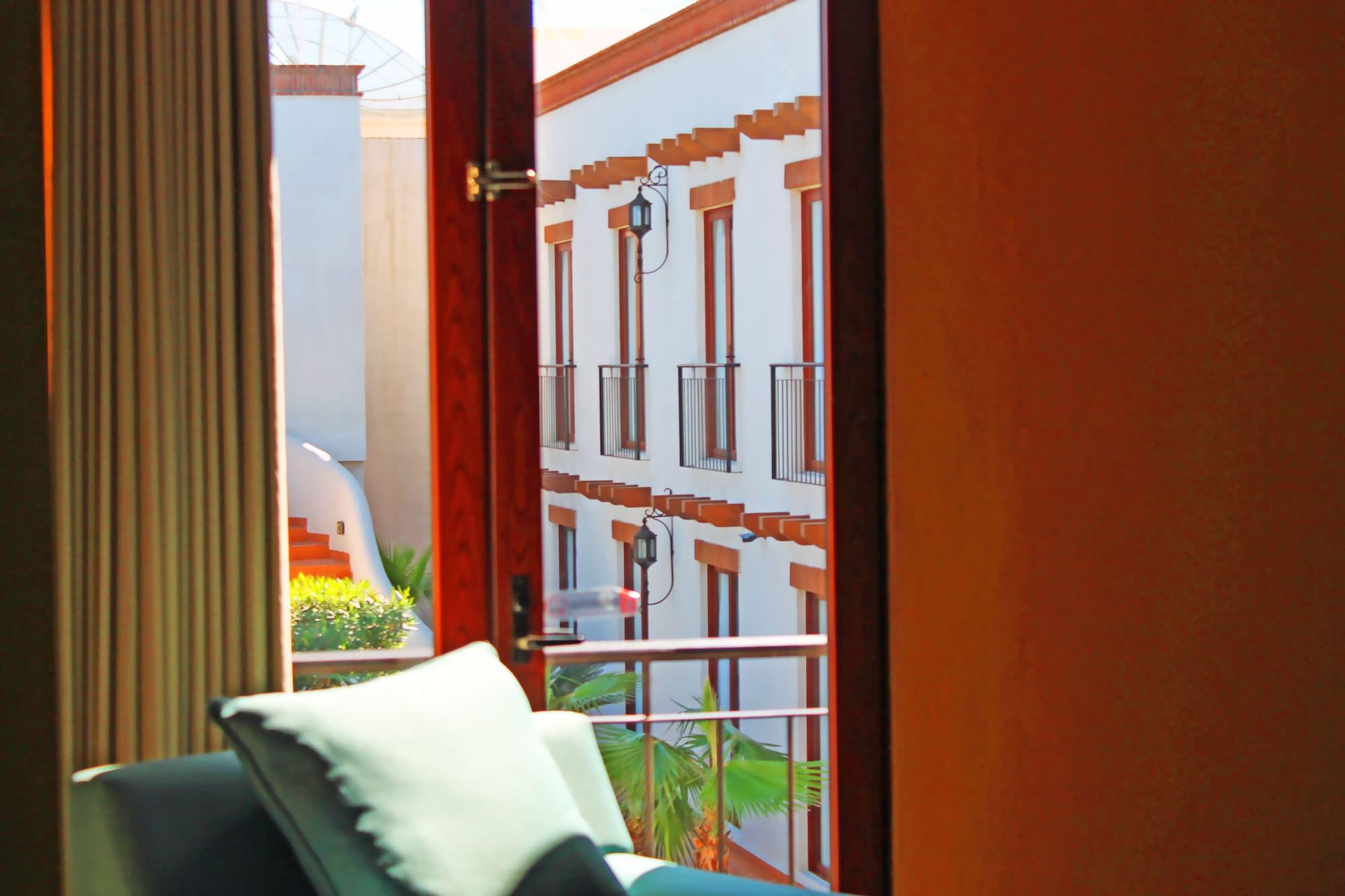 Seven Crown La Paz Centro Historico Hotel Luaran gambar